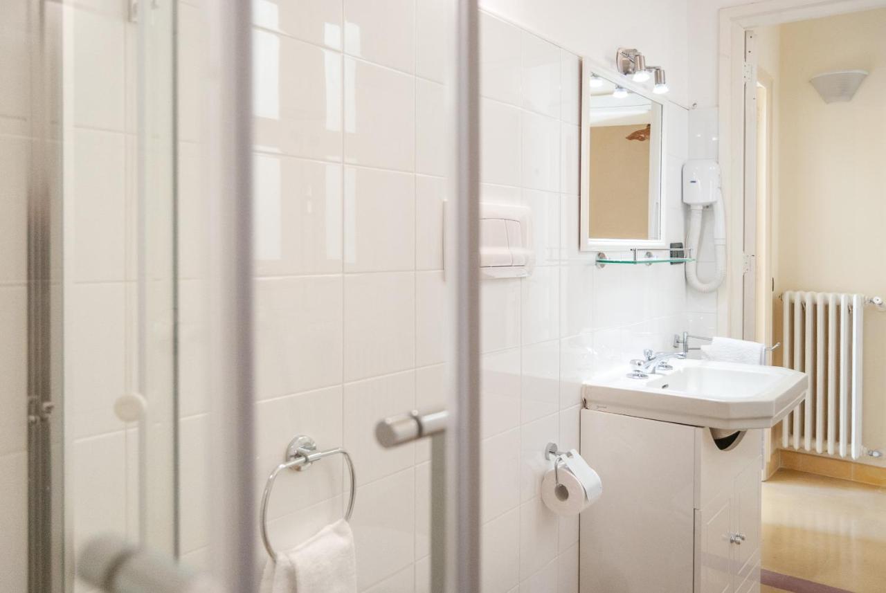 B&B Risveglio Col Rosone Lecce Exterior photo