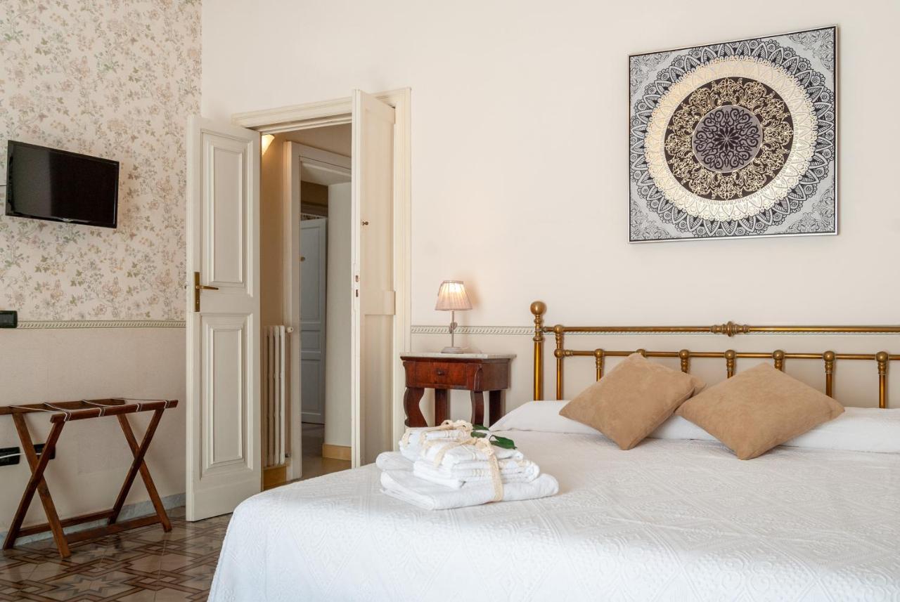 B&B Risveglio Col Rosone Lecce Exterior photo